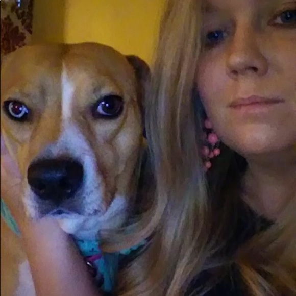 Meet your Posher, Rebecca - Picture 3 of 3